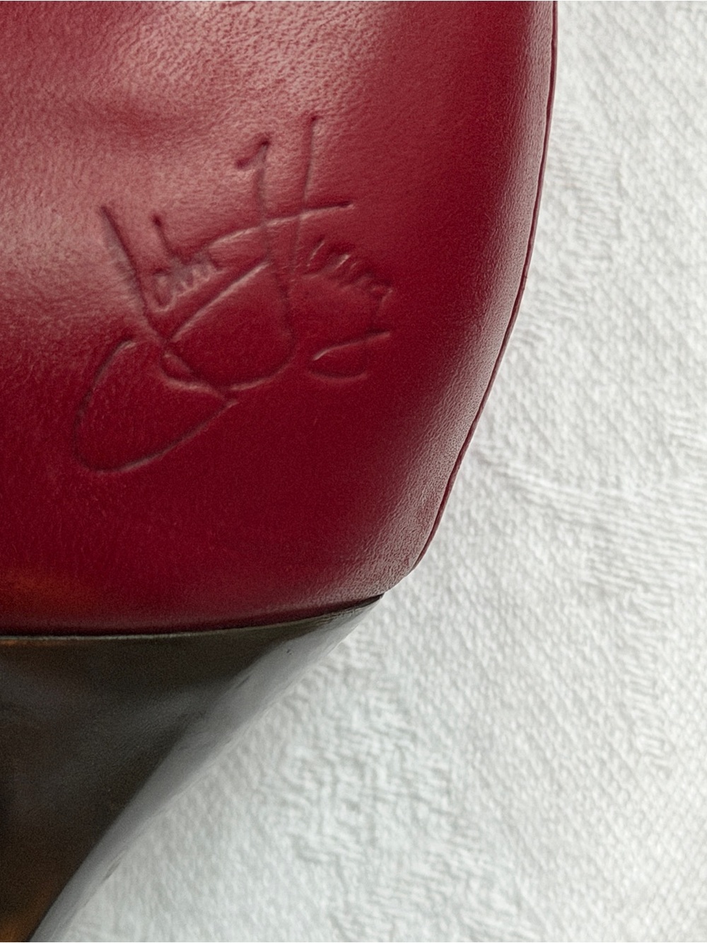 John Fluevog Gracias Cherry Size 10 - Picture 9 of 16
